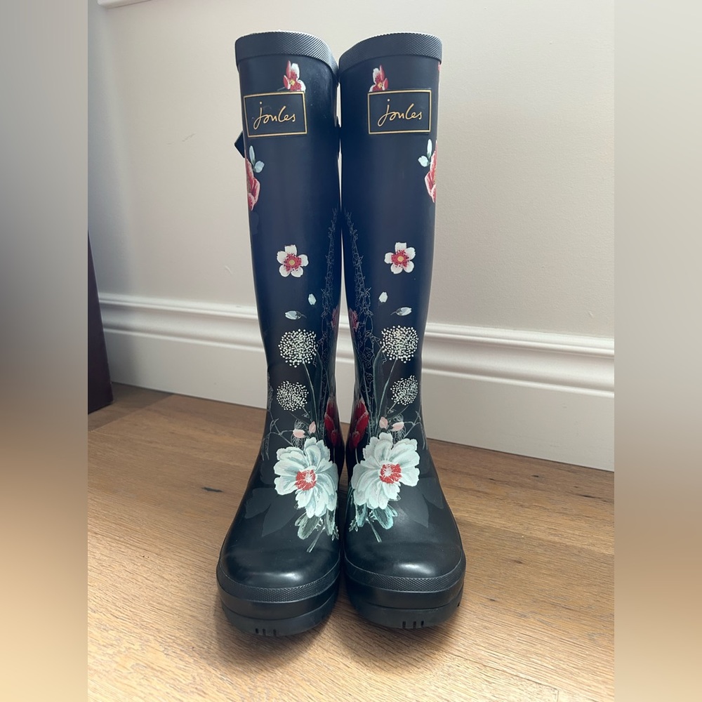 Joules Black Floral Women's Winter Rain Boots - Picture 3 of 10